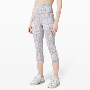 Lululemon Wunder Under Crop High Rise Luxtreme 21" Leggings-Size 4